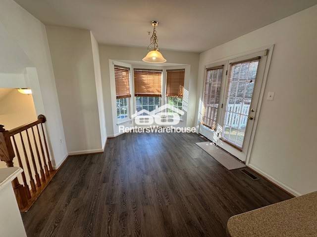 Building Photo - 7120 Fox Harbor Way