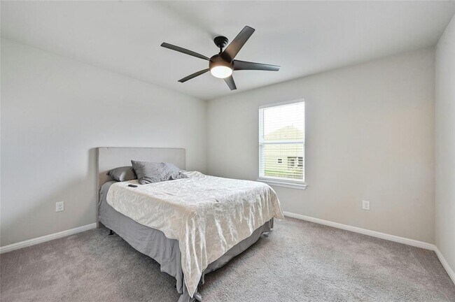 Building Photo - 6401 Arbor Crest Ln