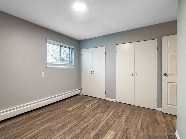 Building Photo - 1720 Porter St SW