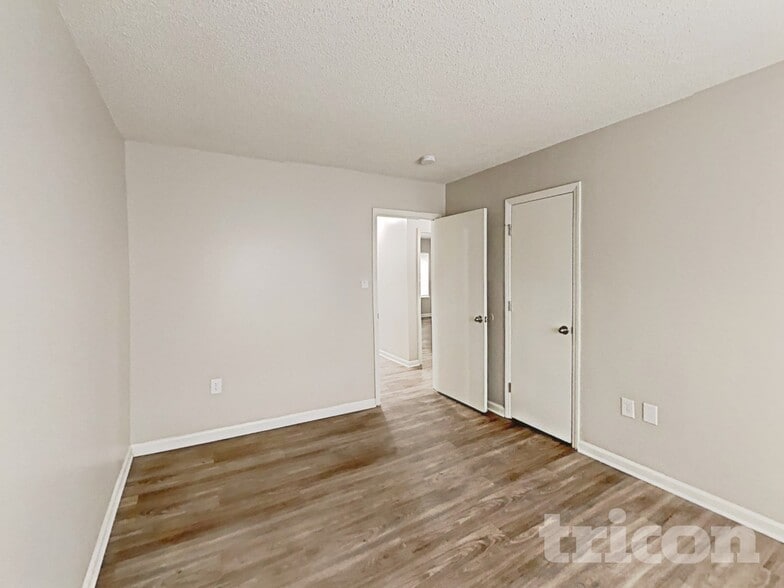 Building Photo - 5725 Becton Park Dr