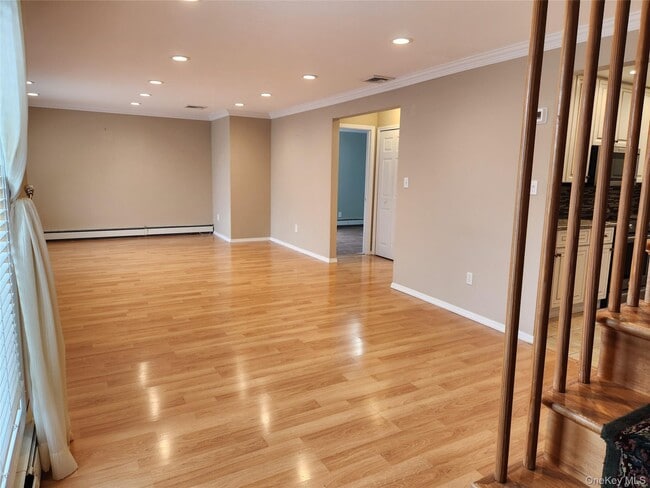 Building Photo - 4143 Harriet Rd