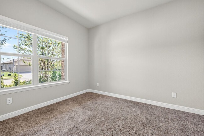 Building Photo - 841 Blackhorse Trl