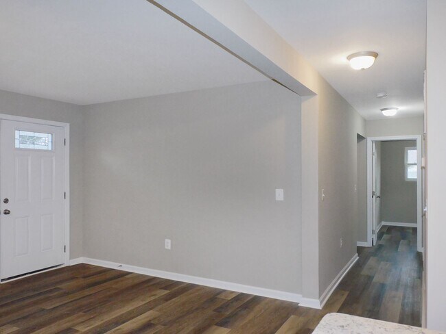 Building Photo - 11415 H G Trueman Rd