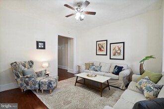 Building Photo - 4628 Sansom St