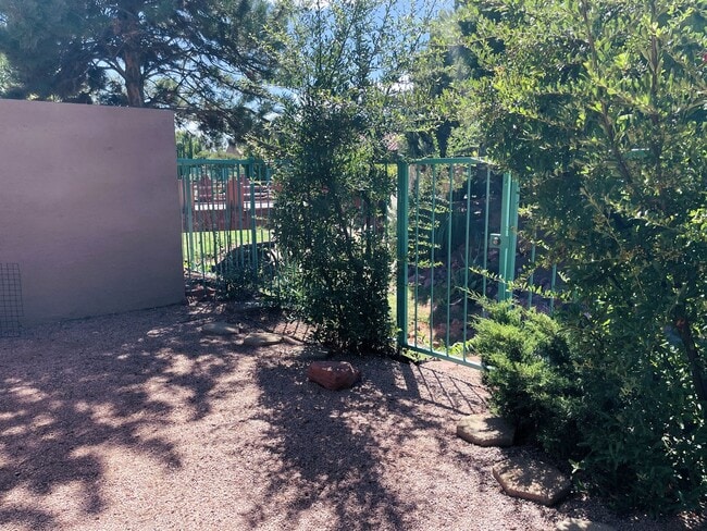 Building Photo - TOWNHOME - WEST SEDONA - NEPENTHE