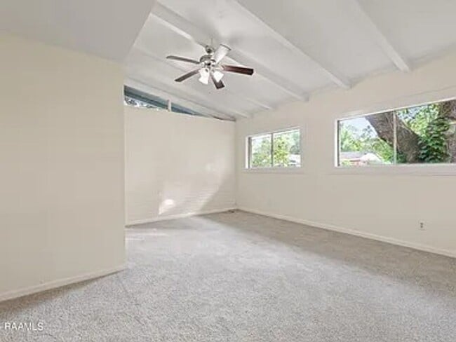 Building Photo - 118 Wedgewood Dr