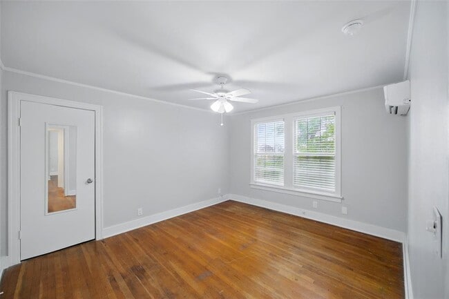 Building Photo - 1403 Clifford Ave