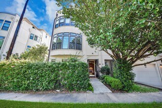 Building Photo - 6519 Durford St