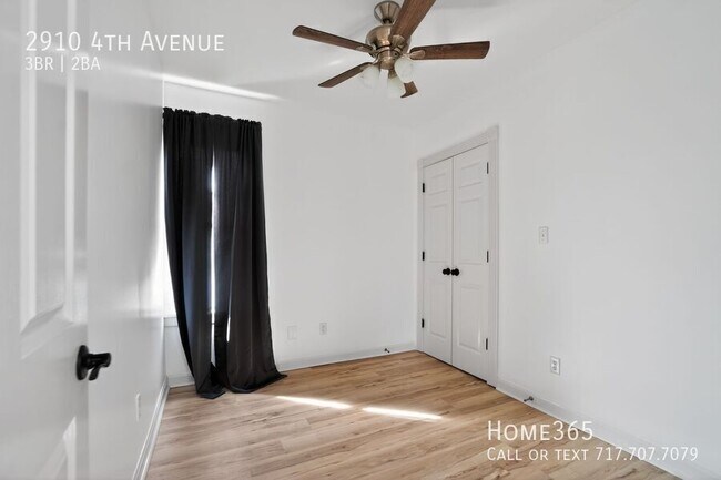 Building Photo - 2910 4th Ave