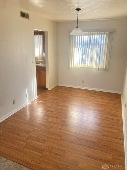 Building Photo - 2032 Emerson Ave