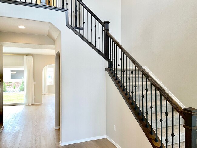 Building Photo - Built in 2021- Stunning 5 Bedroom 4 bath H...