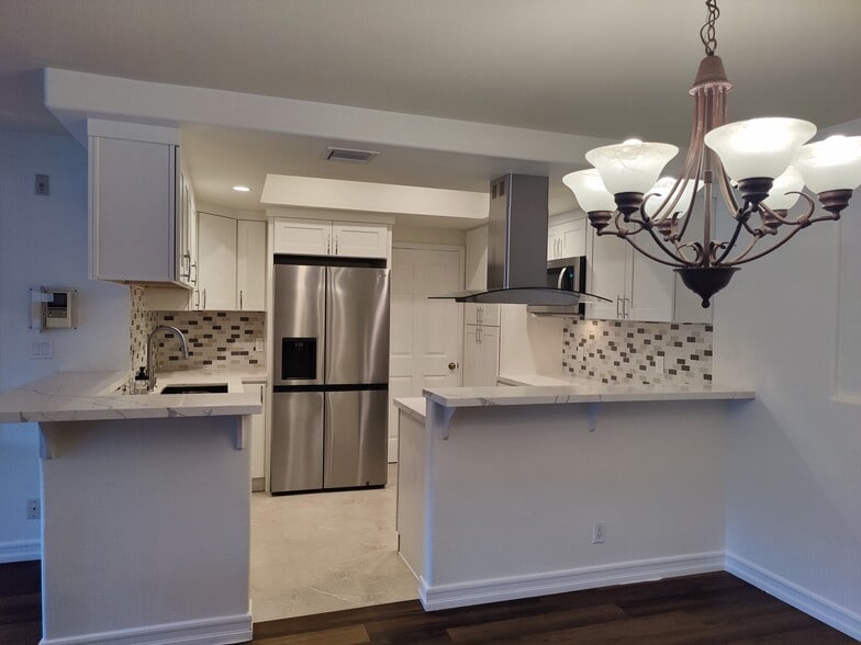 Newly remodeled kitchen - 4430 Noble Ave