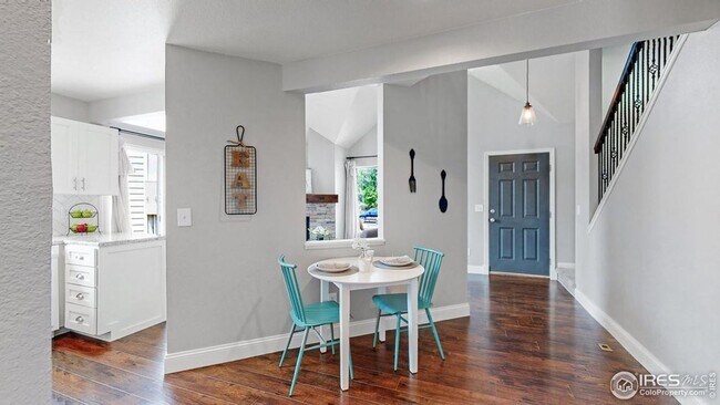 Building Photo - Spacious, Light-Filled Townhome in Fort Collins | 4-Bedroom Available This August