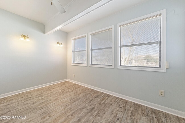 Building Photo - 202 Dublin Cir