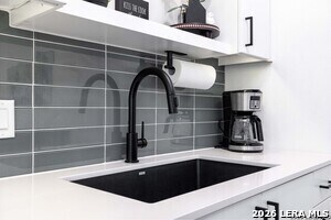 Building Photo - 2165 Gabriels Pl