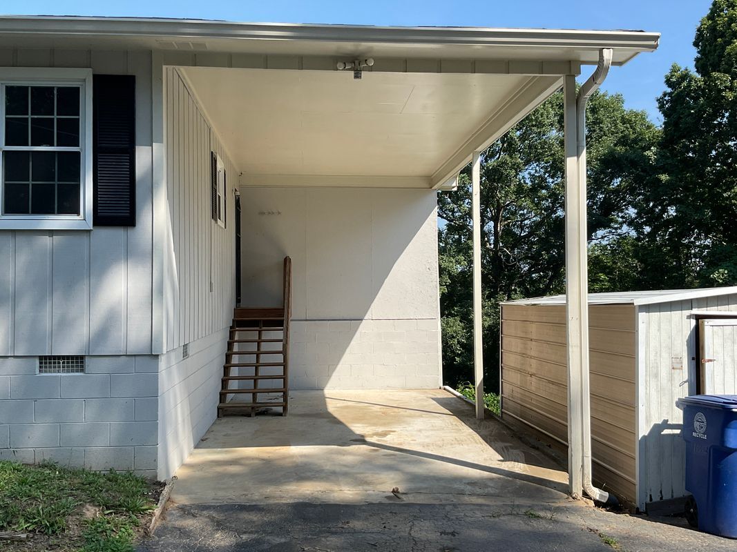 Building Photo - 4049 Homer St