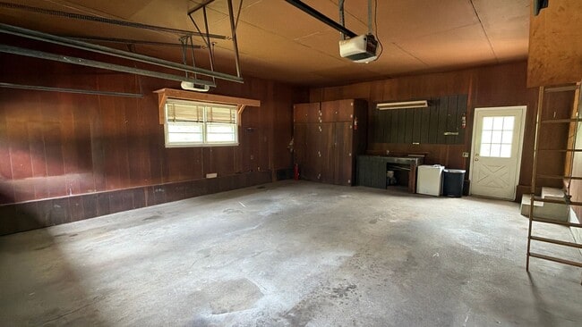 Building Photo - Move-In Ready 3-Bed, 2.5-Bath Home with a Beautiful Big Yard in Peaceful Jackson, NJ