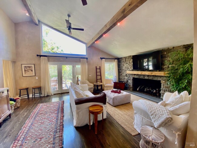 Building Photo - 3594 Silverado Trail N