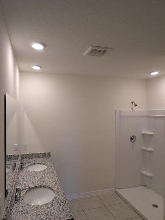 Building Photo - 1339 Lawndale Ct