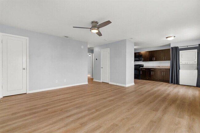 Building Photo - 5052 Starfish Dr SE