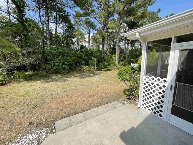 Building Photo - 4996 Southgate Pkwy