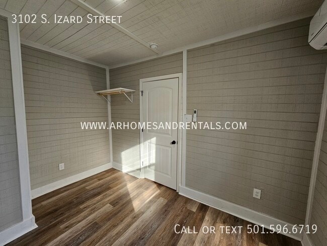 Building Photo - 3102 S Izard St
