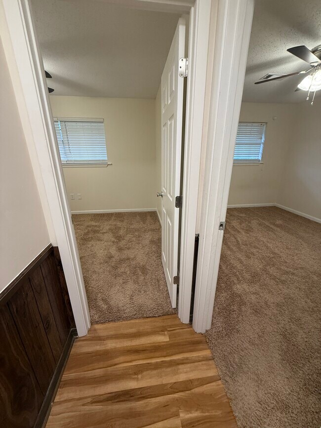 Building Photo - 216 Clower Ave