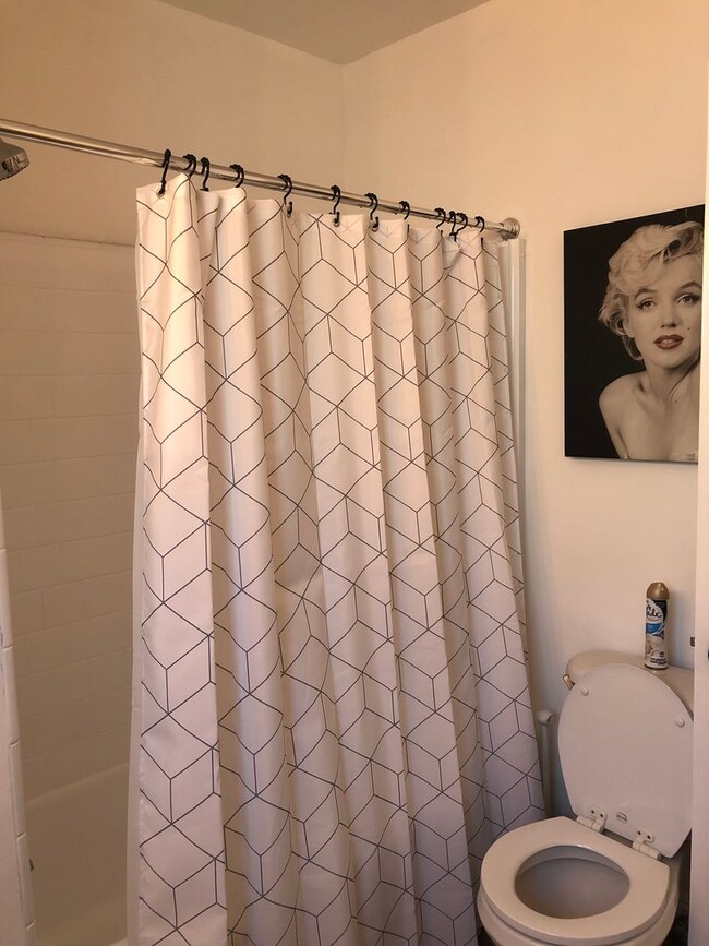 Building Photo - 12427 Chandler Blvd