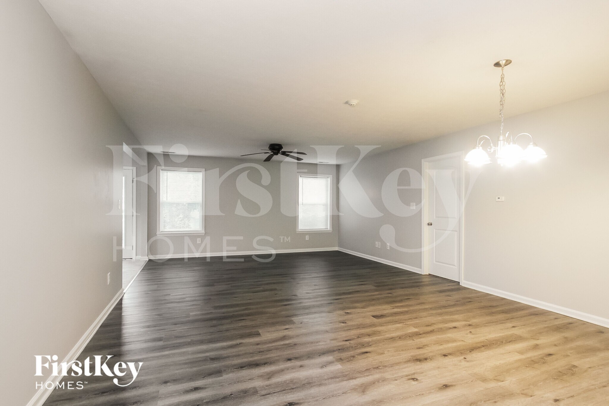 Building Photo - 5602 Wild Horse Dr