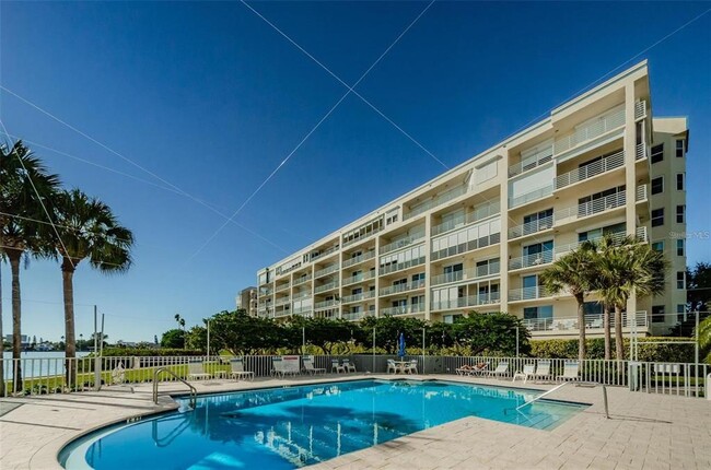 Building Photo - 7882 Sailboat Key Blvd S