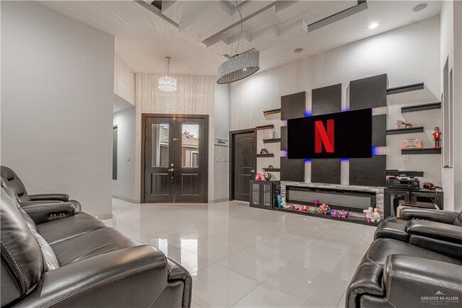 Building Photo - 30 N 46th St