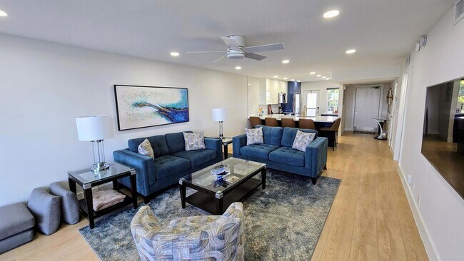 Building Photo - 3150 N Course Ln