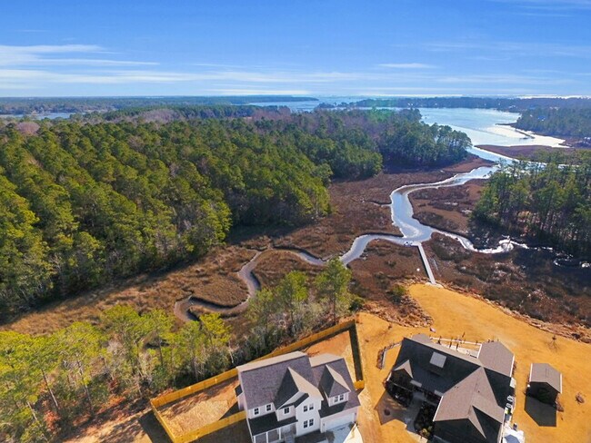 Building Photo - 909 Marshview Ct