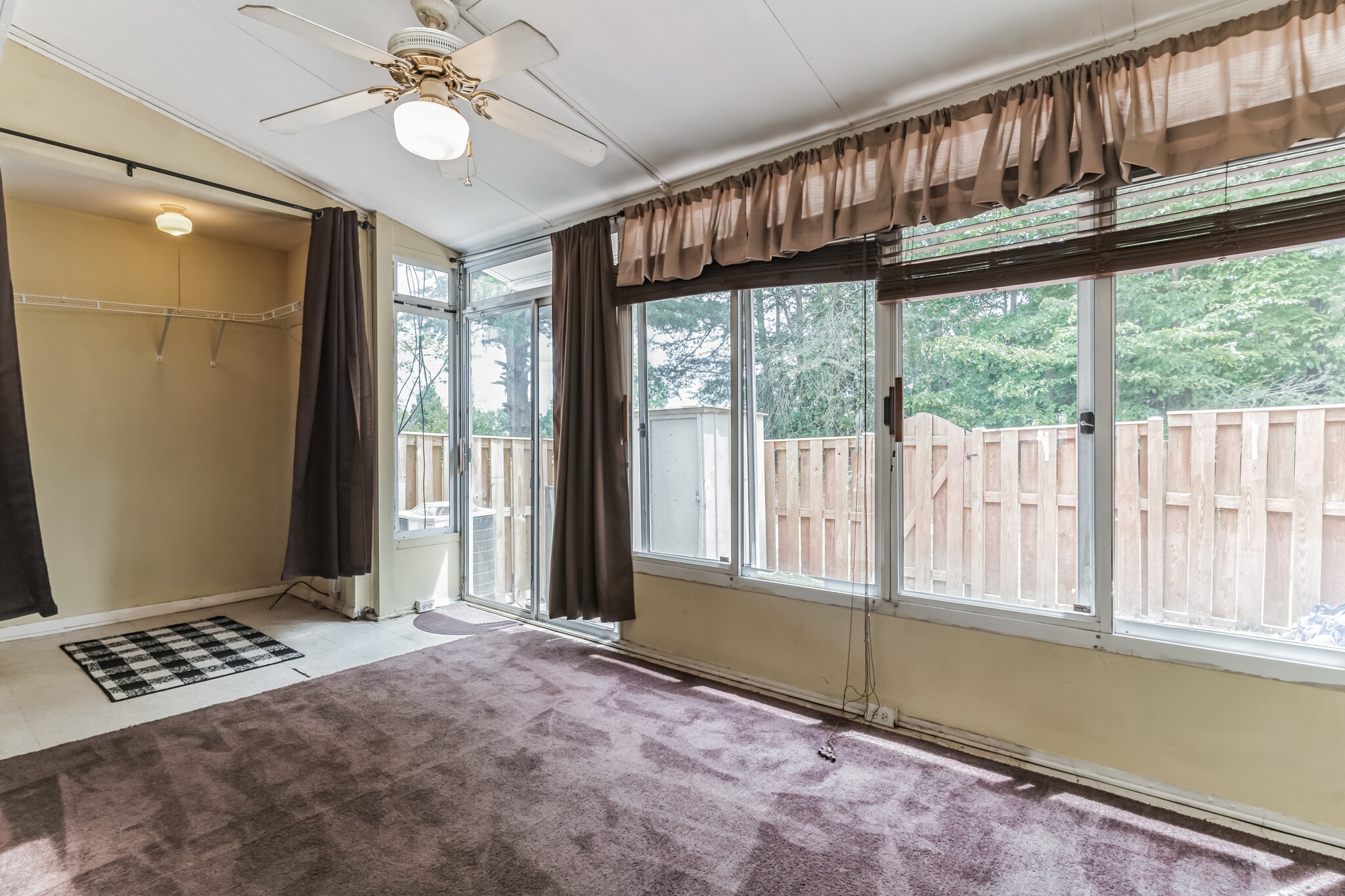 Building Photo - 15606 Traverser Ct