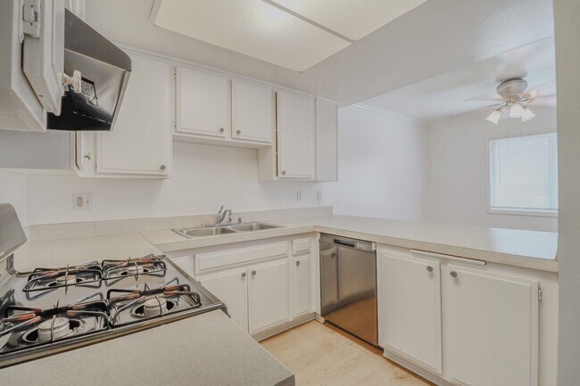 Building Photo - 12214 Orchid Ln
