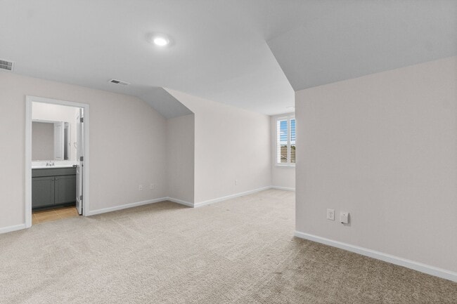 Building Photo - Bell's Lake Circle