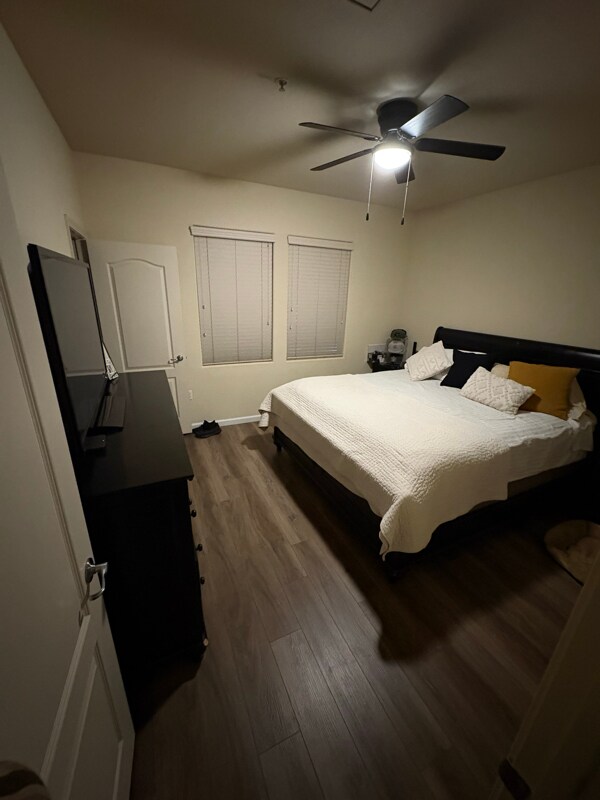 Building Photo - 1900 Danbrook Dr