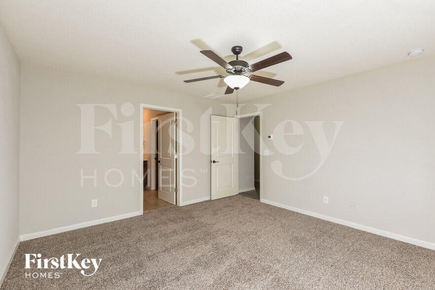 Building Photo - 148 Al Jennah Blvd