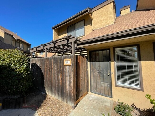 Building Photo - 331 Stone Edge Ct