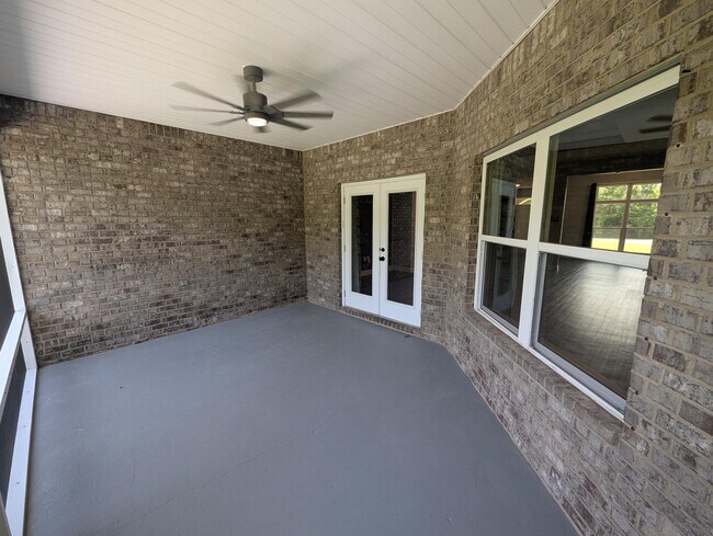 Building Photo - 3565 Pearl Ct