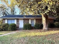 Building Photo - 408 Briarbrook Dr