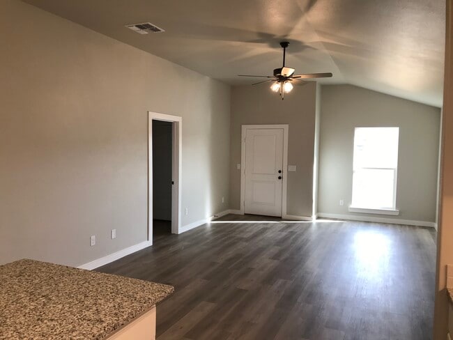 Building Photo - 3612 Urbana Pl