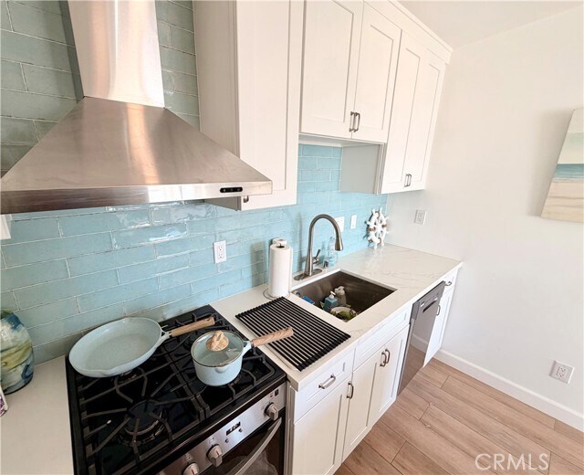 Building Photo - 420 Monterey Ln