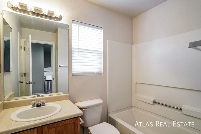 Building Photo - 6472 Sonny Blue Dr