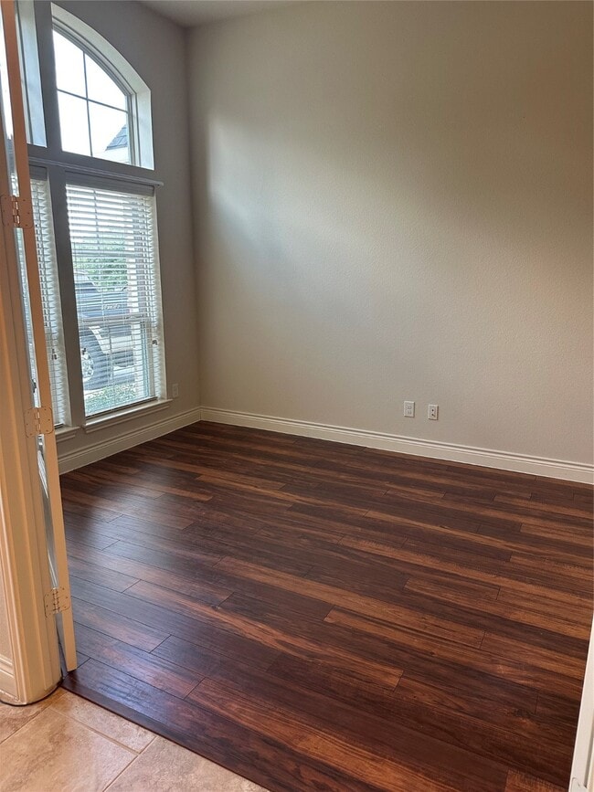 Building Photo - 23335 Robinson Pond Dr