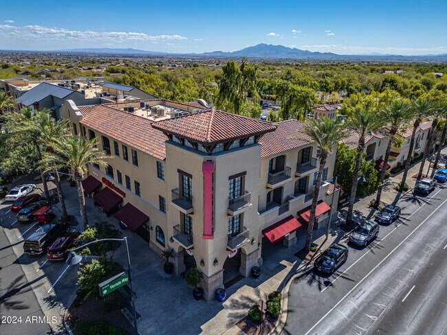 Building Photo - 20531 W Mariposa St