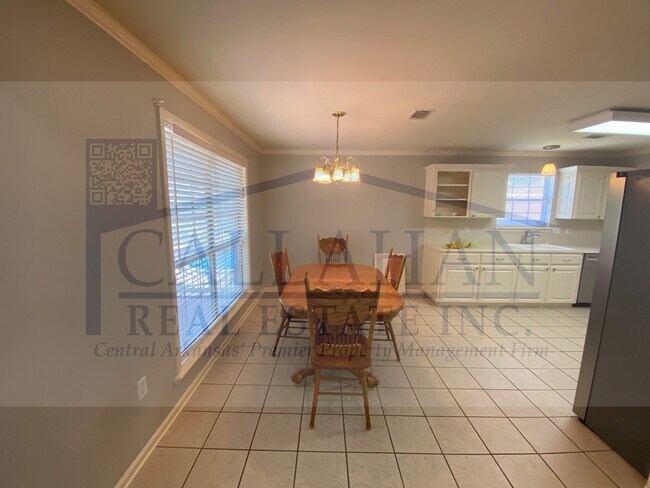 Building Photo - 158 Ridgeland Dr