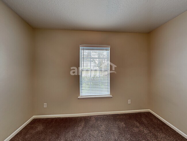Building Photo - 12379 Sugarberry Way