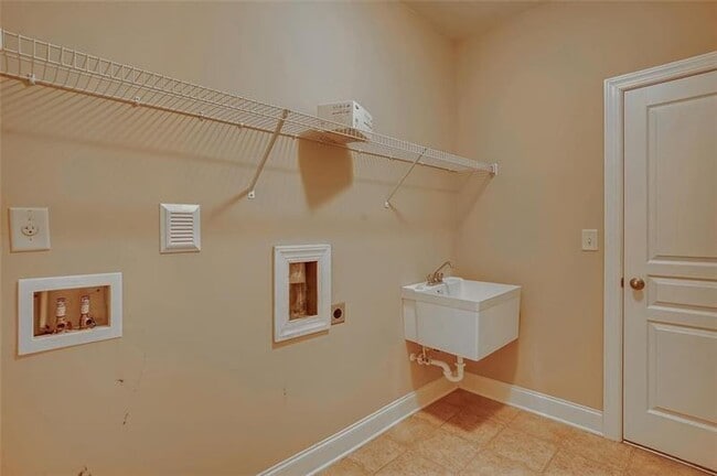 Building Photo - 4018 Creekshire Trl