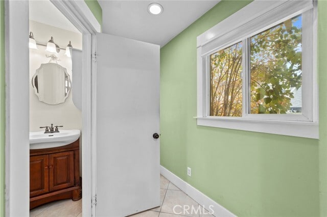 Building Photo - 316 E Foothill Blvd